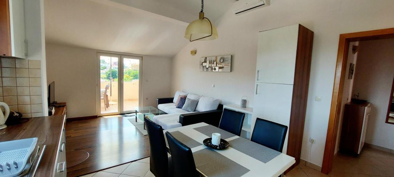 Apartments Marijana Rab Town Ruang foto