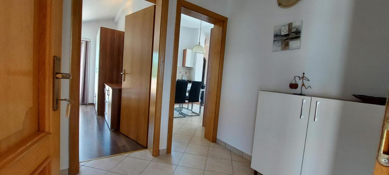 Apartments Marijana Rab Town Ruang foto